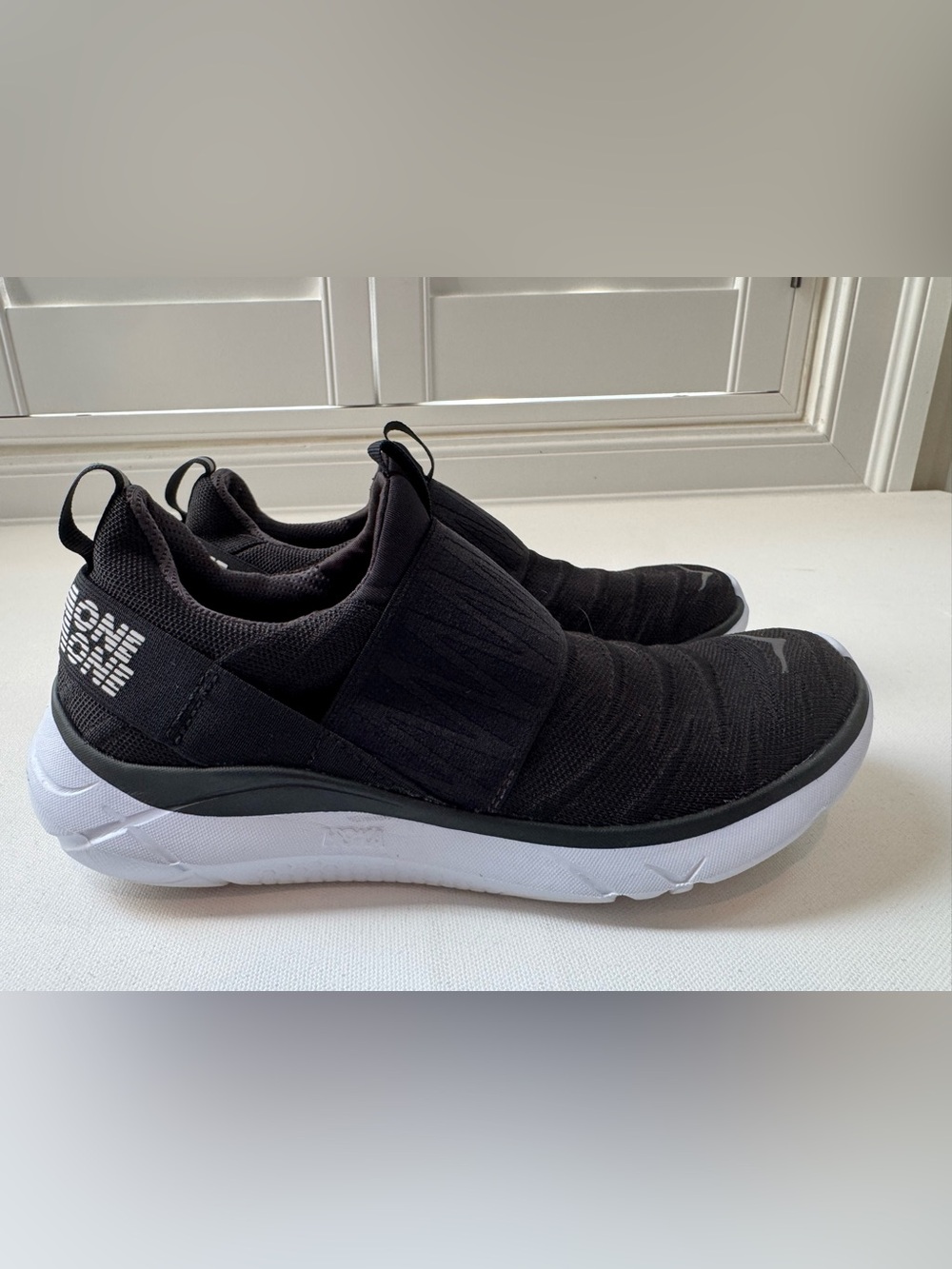 Excellent Condition HOKA ONE ONE Women’s Slip On Athletic Sneakers Black White